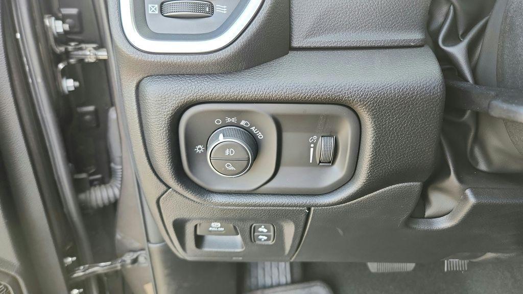 new 2026 Ram 1500 car, priced at $45,674