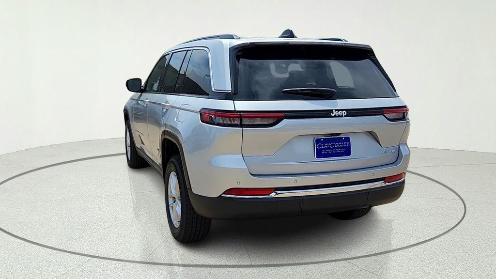 new 2026 Jeep Grand Cherokee car, priced at $31,510