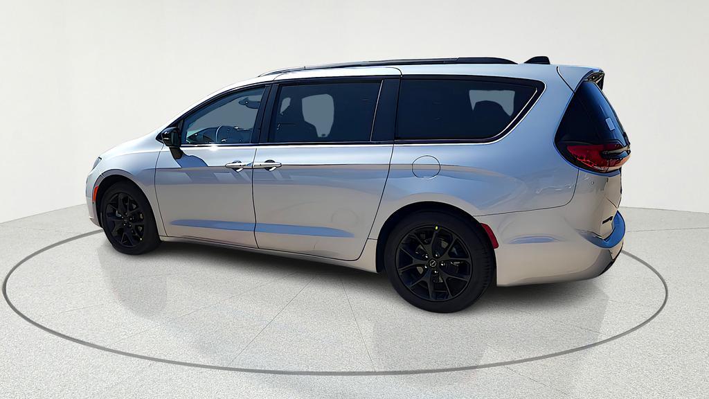 new 2026 Chrysler Pacifica car, priced at $47,233