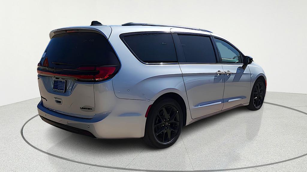 new 2026 Chrysler Pacifica car, priced at $47,233
