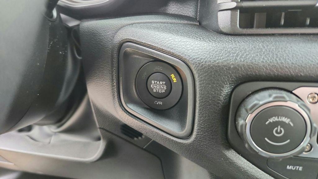 new 2026 Jeep Wrangler car, priced at $41,086