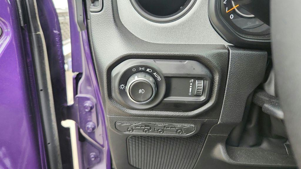 new 2026 Jeep Wrangler car, priced at $41,086