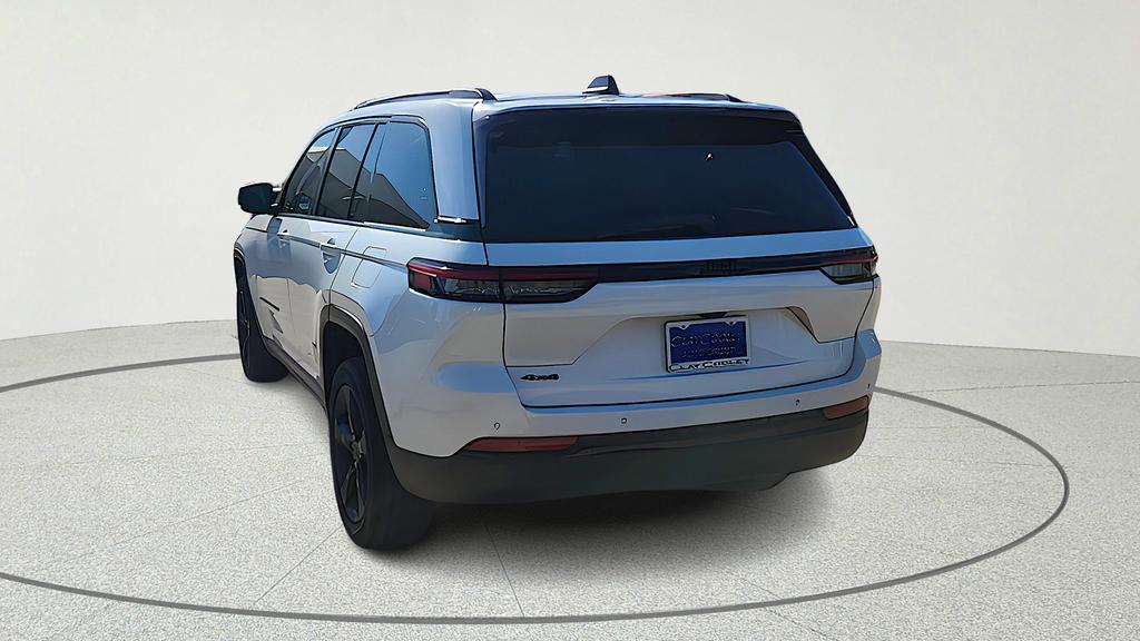 used 2023 Jeep Grand Cherokee car, priced at $26,977