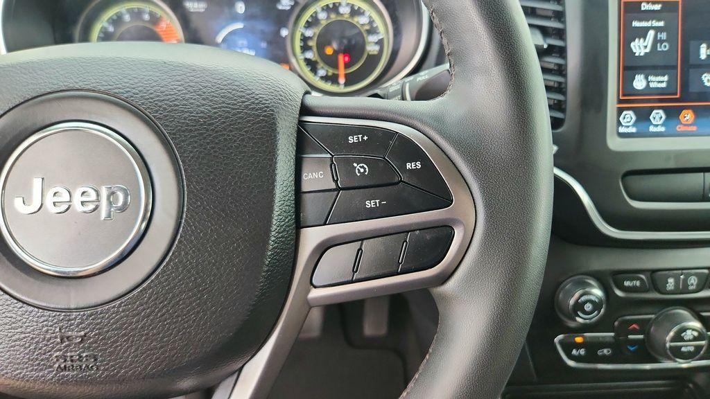 used 2022 Jeep Cherokee car, priced at $21,724