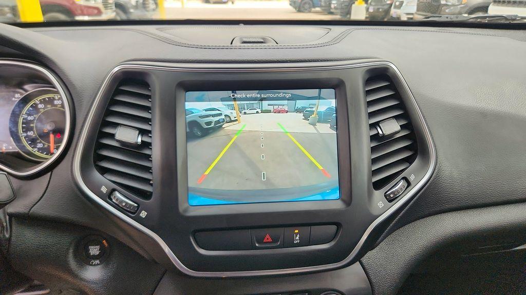 used 2022 Jeep Cherokee car, priced at $21,724
