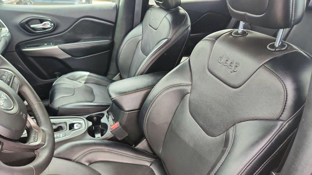 used 2022 Jeep Cherokee car, priced at $21,724