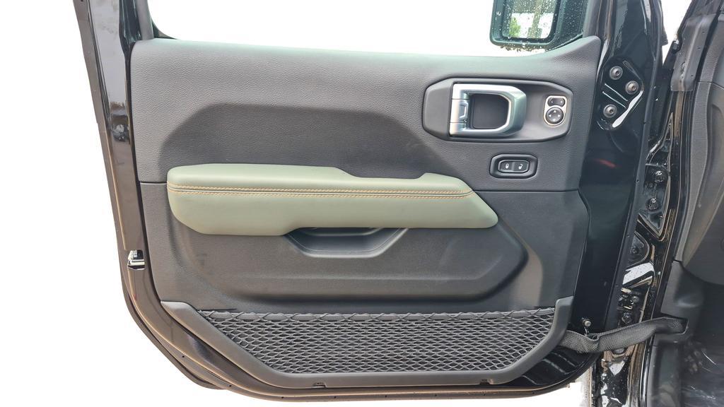 new 2026 Jeep Gladiator car, priced at $53,974