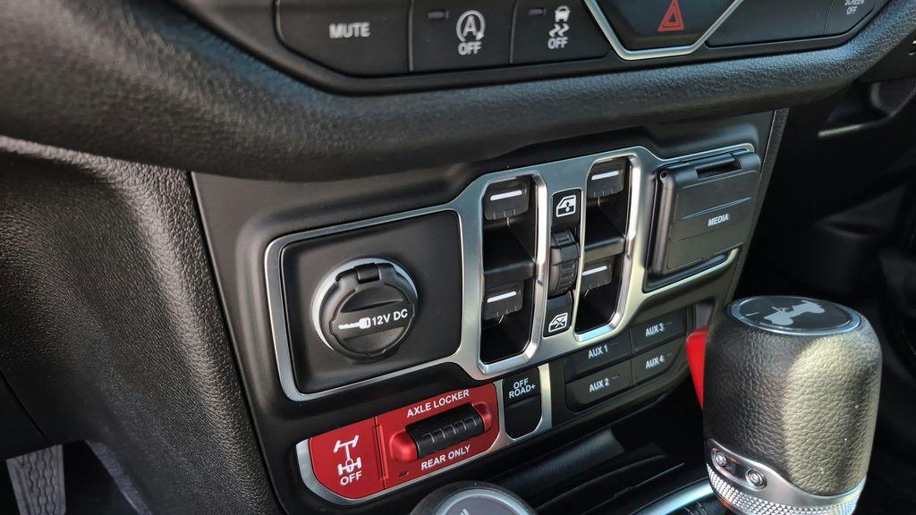 new 2026 Jeep Wrangler car, priced at $45,471