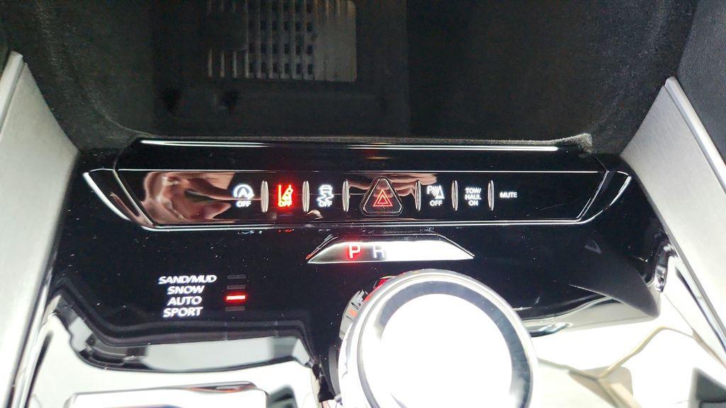 new 2026 Jeep Grand Wagoneer L car, priced at $77,876