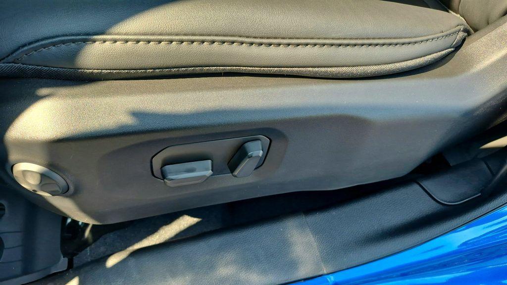 new 2025 Jeep Wrangler car, priced at $56,579