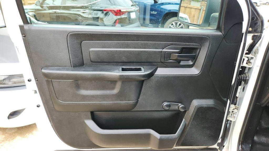 used 2019 Ram 1500 Classic car, priced at $13,999