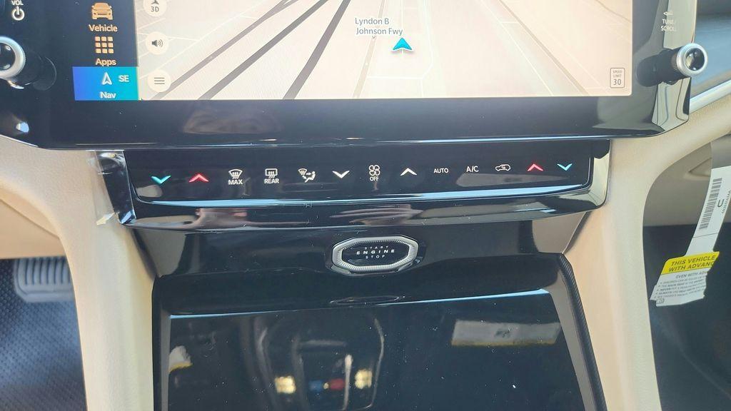 new 2026 Jeep Grand Cherokee car, priced at $40,005