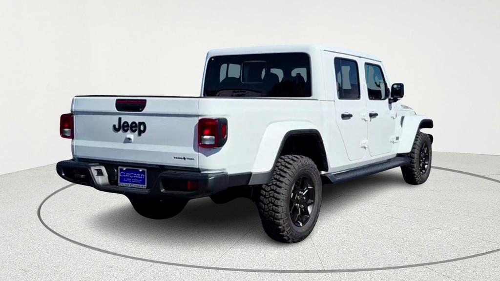 new 2026 Jeep Gladiator car, priced at $44,408