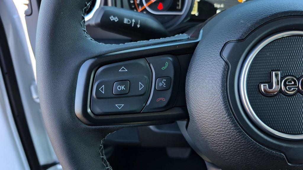 new 2026 Jeep Gladiator car, priced at $44,408