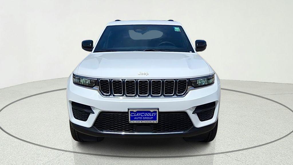 new 2026 Jeep Grand Cherokee car, priced at $31,470