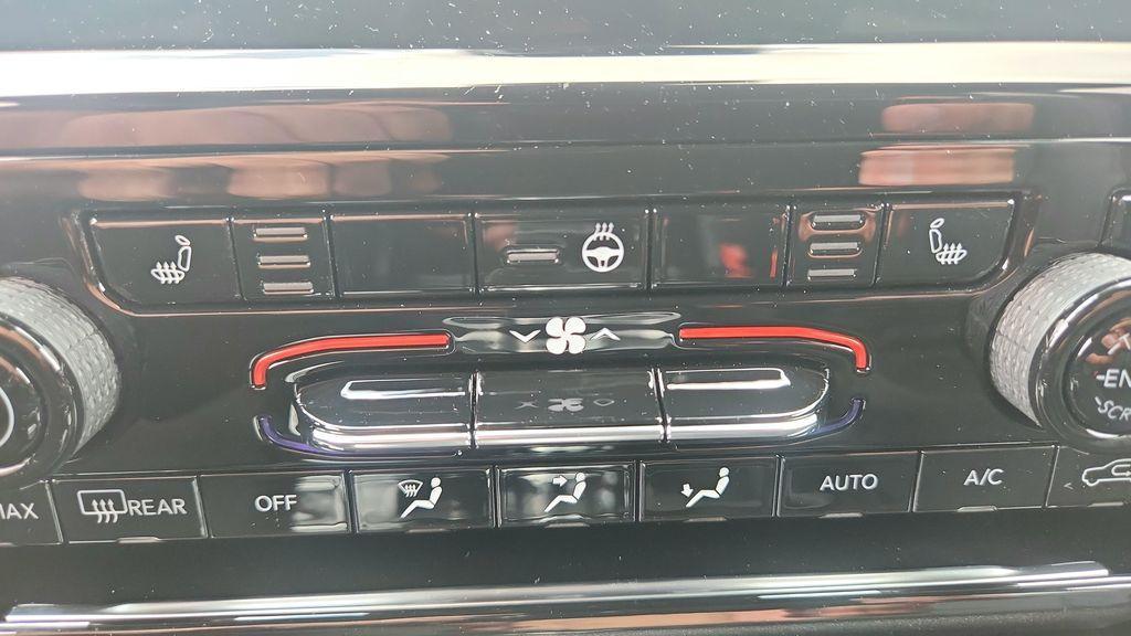 new 2026 Jeep Grand Cherokee car, priced at $42,877