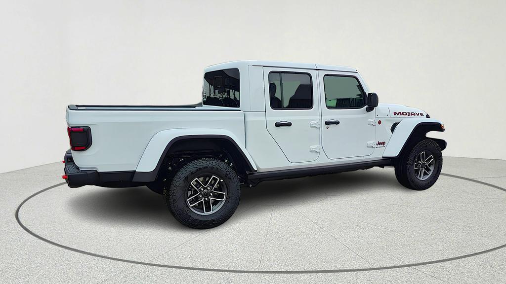 new 2026 Jeep Gladiator car, priced at $53,784
