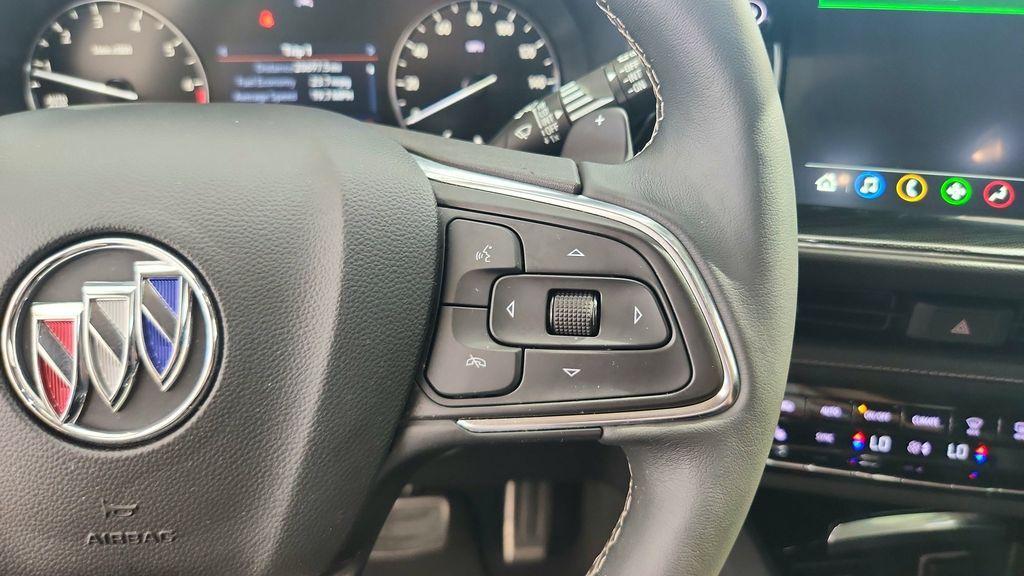 used 2023 Buick Envision car, priced at $22,999