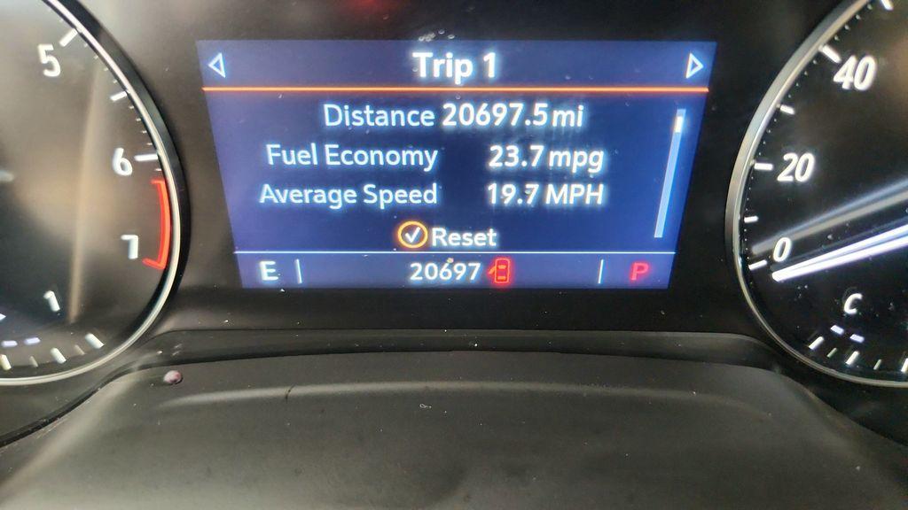 used 2023 Buick Envision car, priced at $22,999