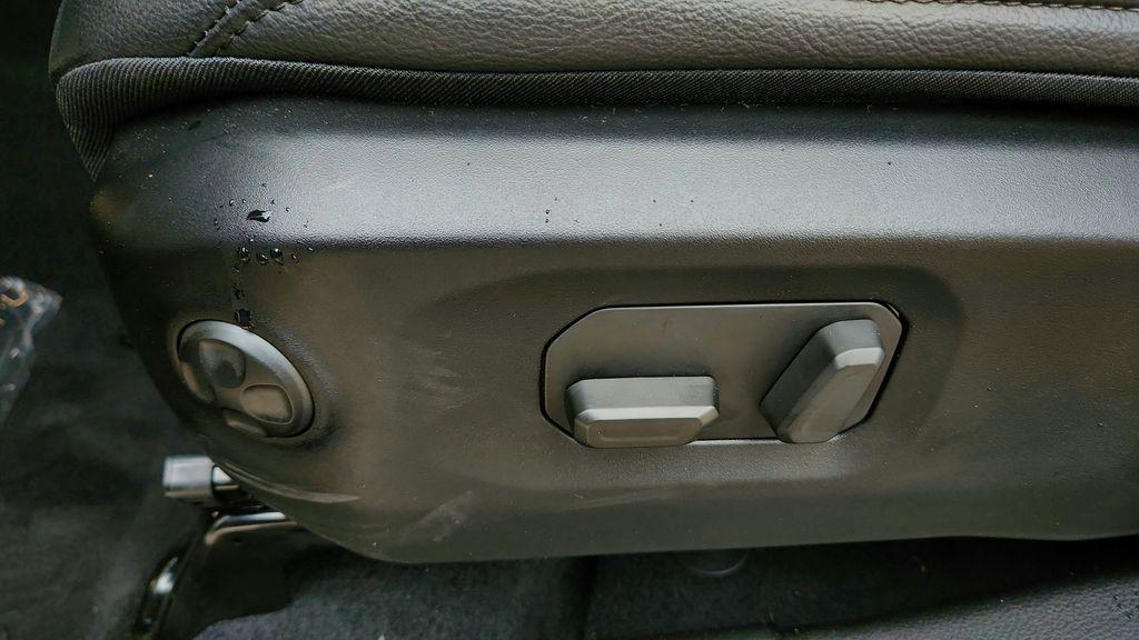 new 2025 Jeep Wrangler car, priced at $53,822