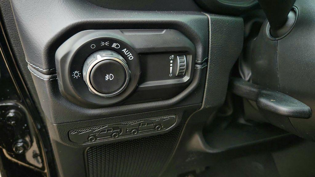 new 2025 Jeep Wrangler car, priced at $53,822