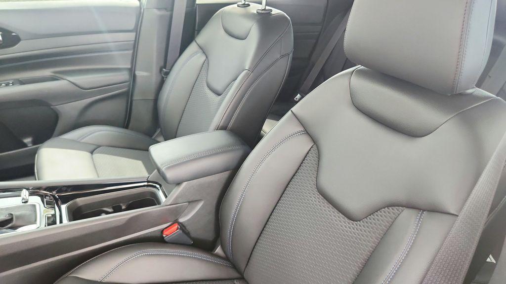 new 2026 Jeep Compass car, priced at $30,190