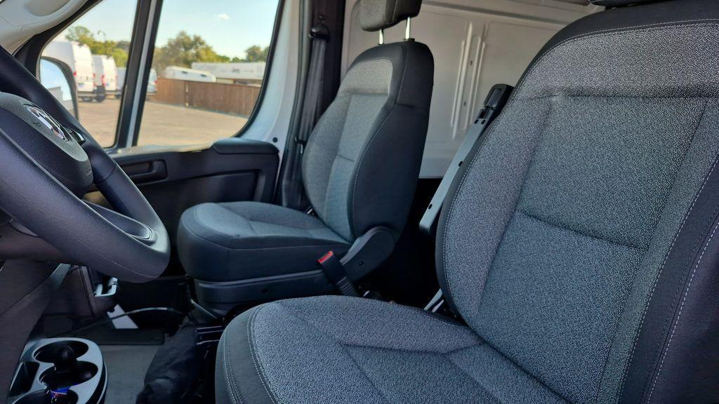 new 2025 Ram ProMaster 2500 car, priced at $47,104