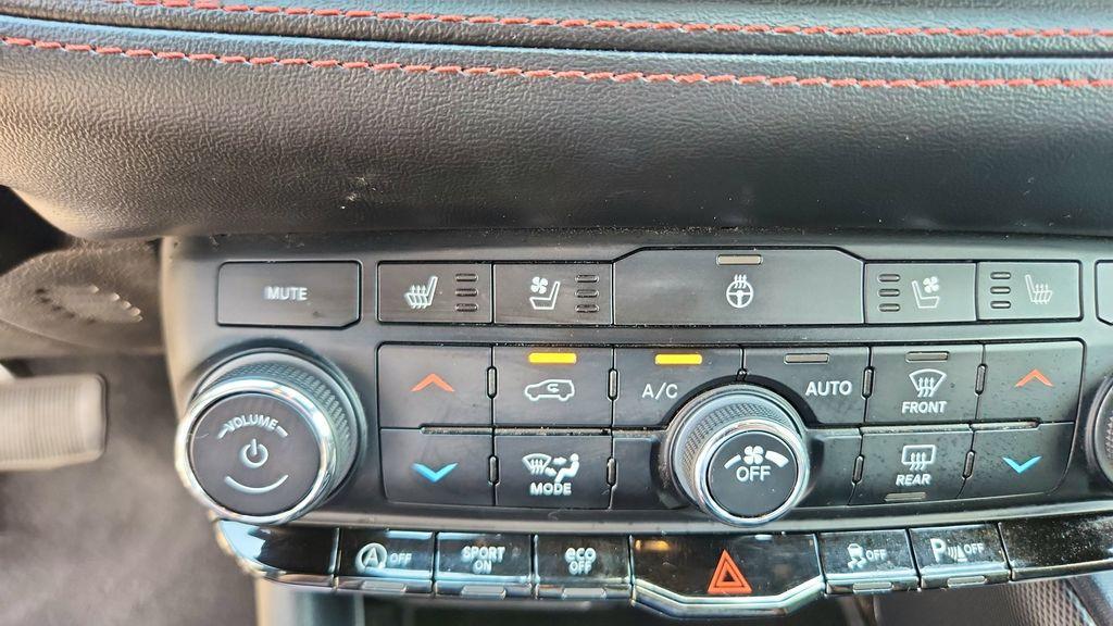 used 2024 Dodge Durango car, priced at $27,753