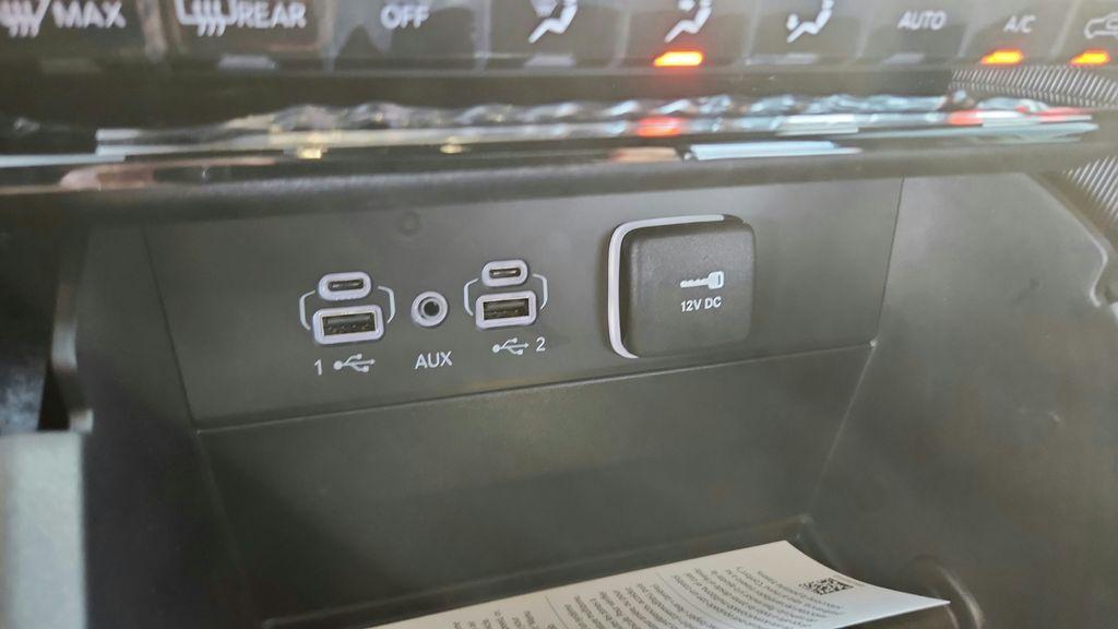 new 2025 Jeep Grand Cherokee L car, priced at $35,887