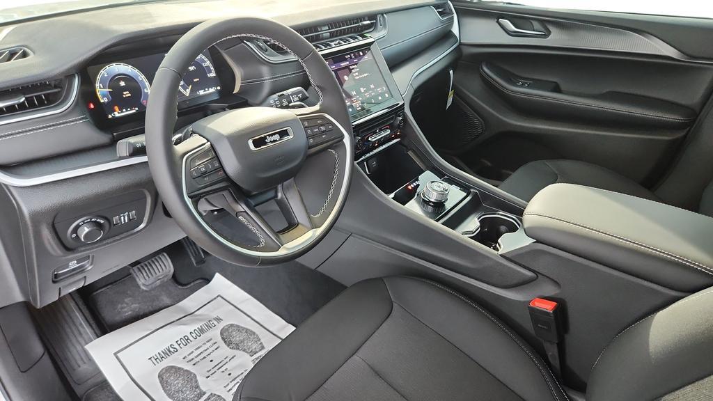 new 2025 Jeep Grand Cherokee L car, priced at $35,887