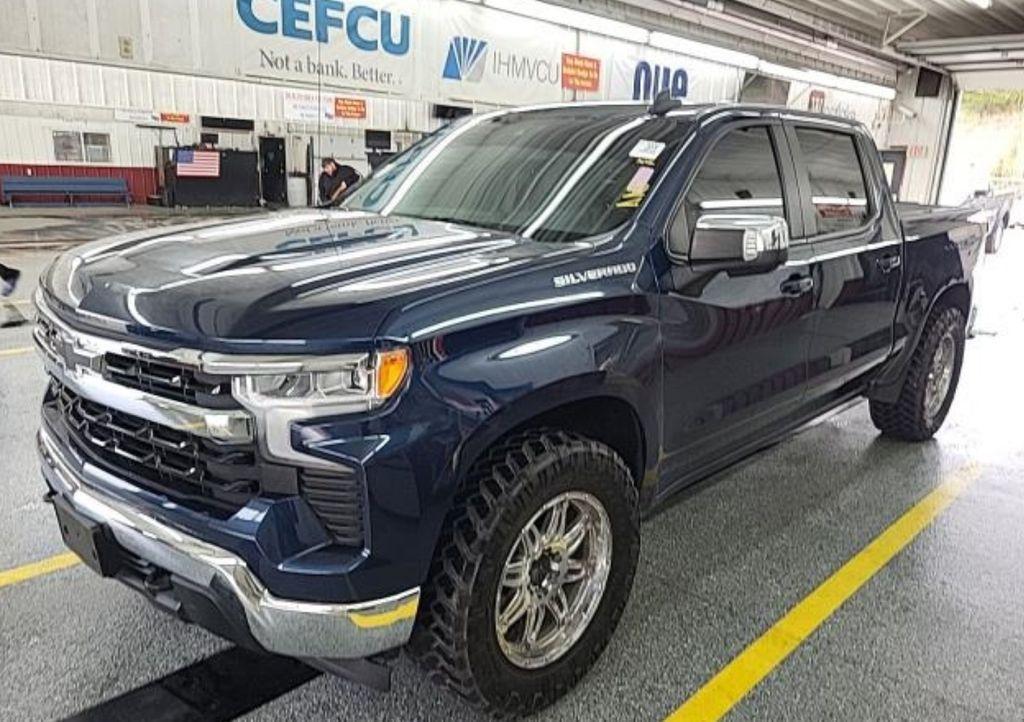 used 2023 Chevrolet Silverado 1500 car, priced at $33,999