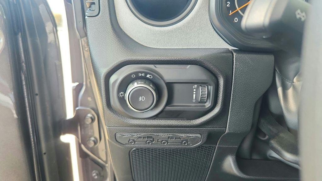 new 2026 Jeep Wrangler car, priced at $39,279