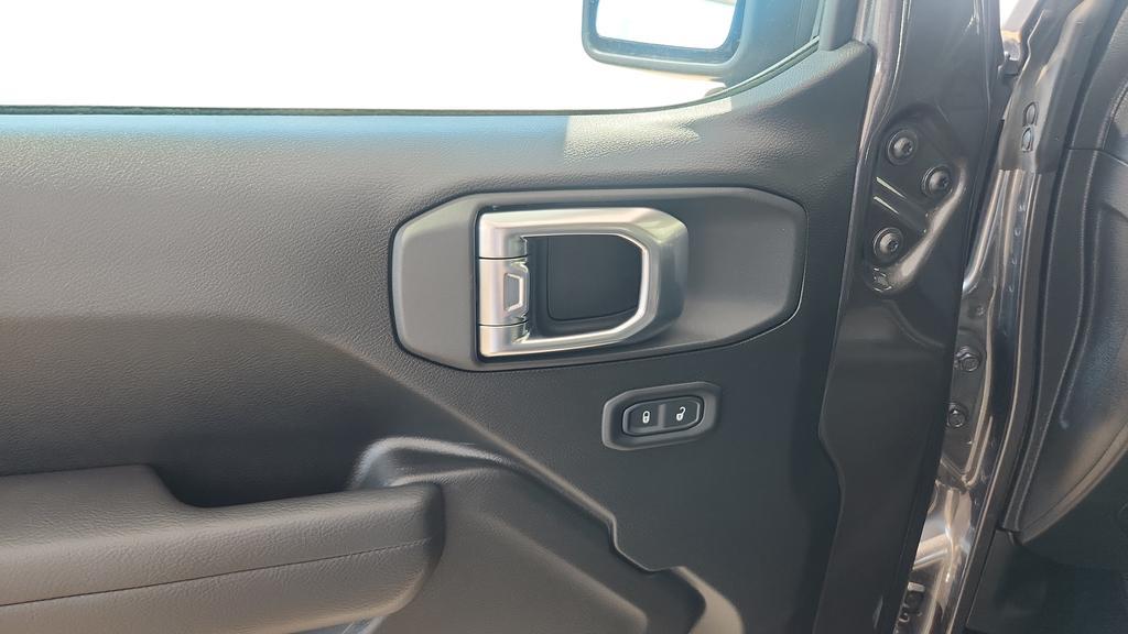 new 2026 Jeep Wrangler car, priced at $39,279