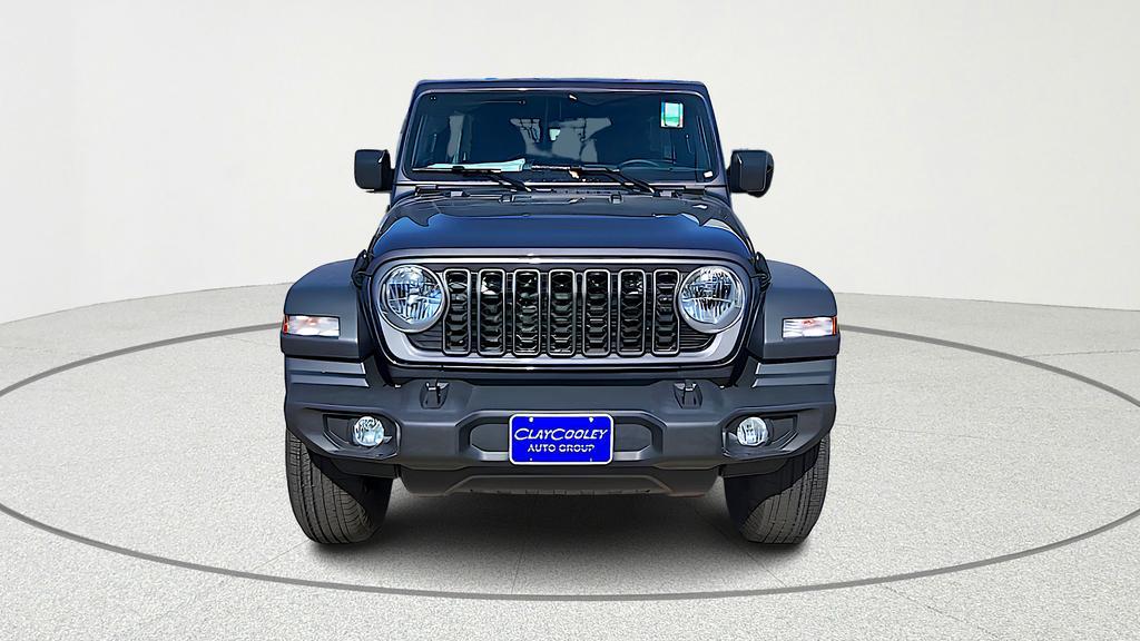 new 2026 Jeep Wrangler car, priced at $39,279