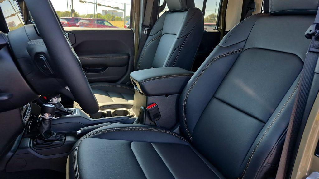 new 2026 Jeep Gladiator car, priced at $44,945