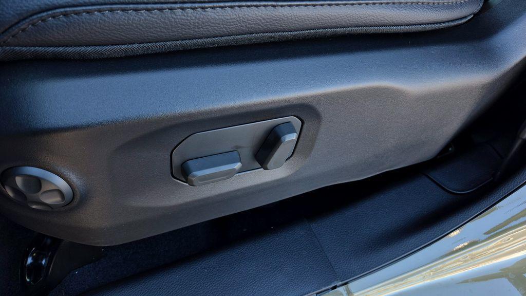 new 2026 Jeep Gladiator car, priced at $44,945