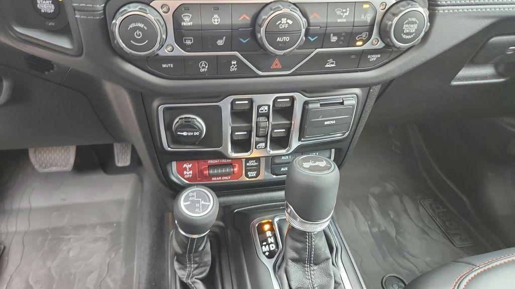 new 2026 Jeep Wrangler car, priced at $51,631