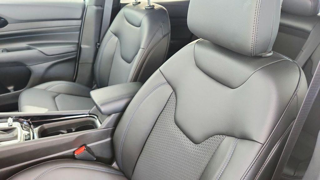 new 2026 Jeep Compass car, priced at $29,387