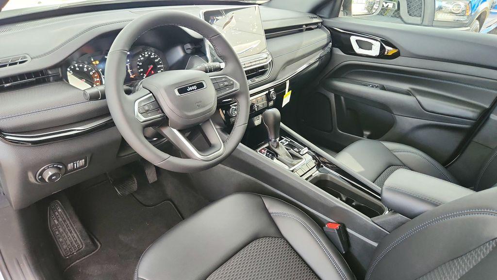 new 2026 Jeep Compass car, priced at $29,387
