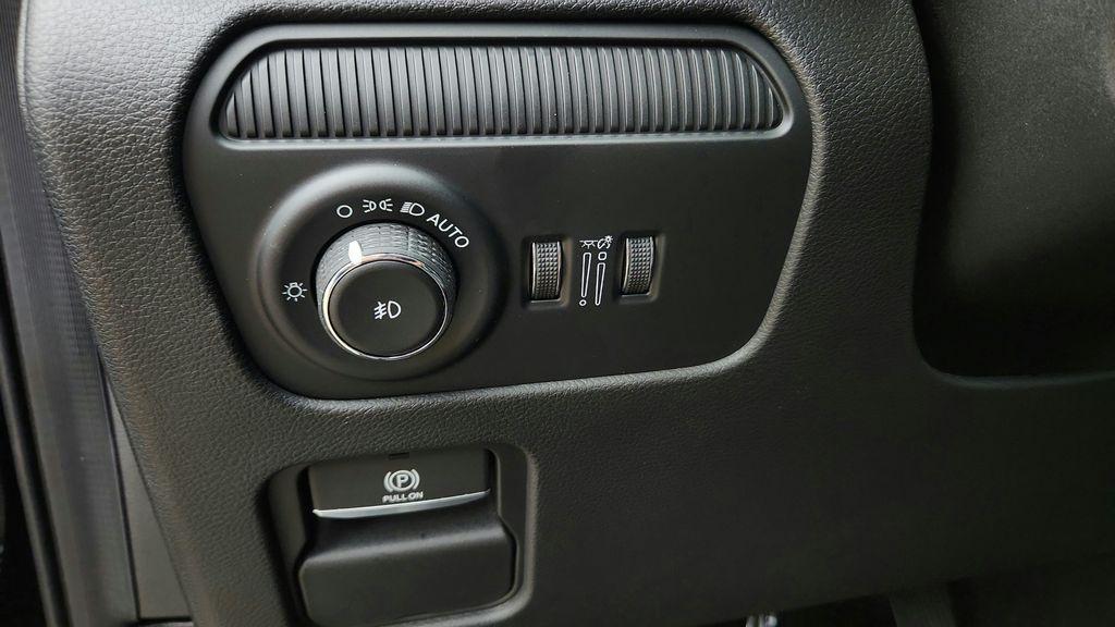 new 2025 Jeep Wagoneer car, priced at $67,601