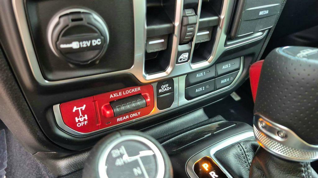 new 2026 Jeep Gladiator car, priced at $53,771