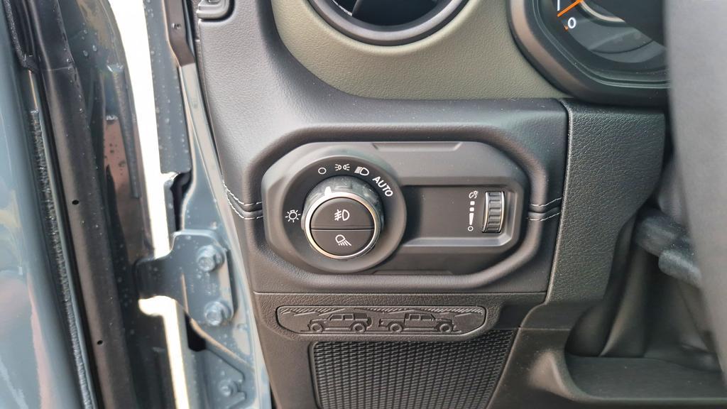 new 2026 Jeep Gladiator car, priced at $53,771