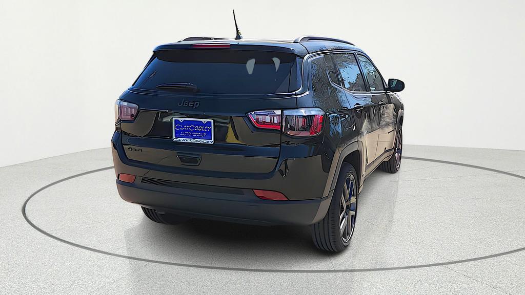 new 2026 Jeep Compass car, priced at $32,199