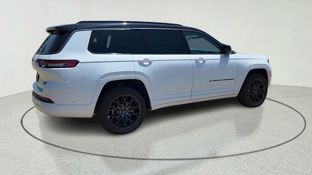 new 2026 Jeep Grand Cherokee L car, priced at $58,475