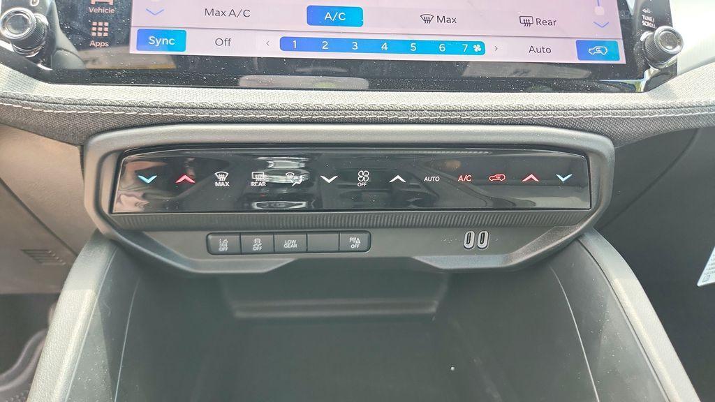 new 2026 Jeep Cherokee car, priced at $32,116