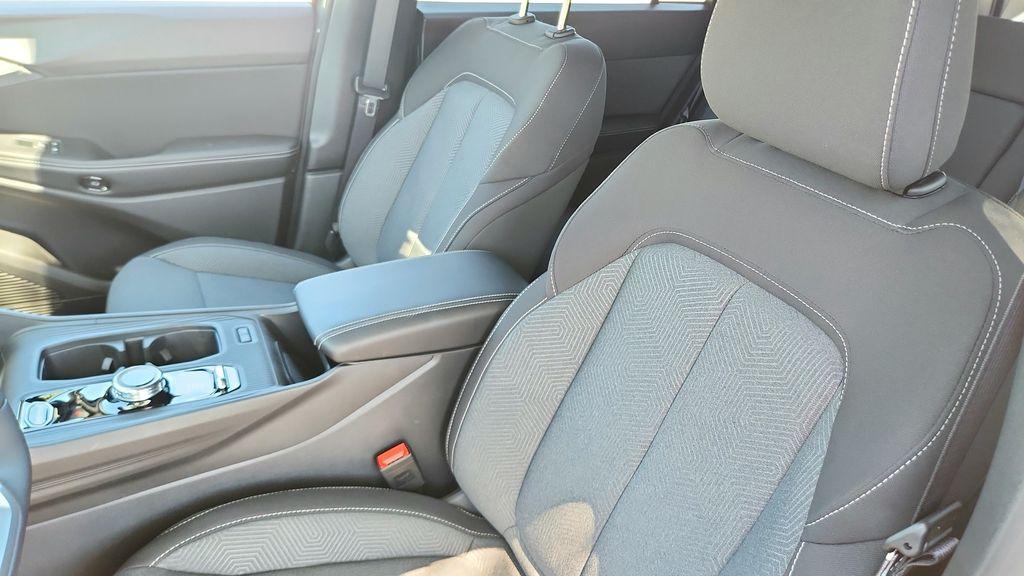 new 2026 Jeep Cherokee car, priced at $37,358