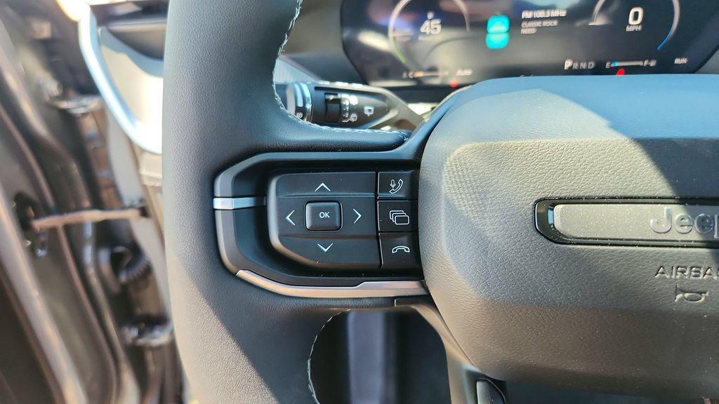 new 2026 Jeep Cherokee car, priced at $37,358