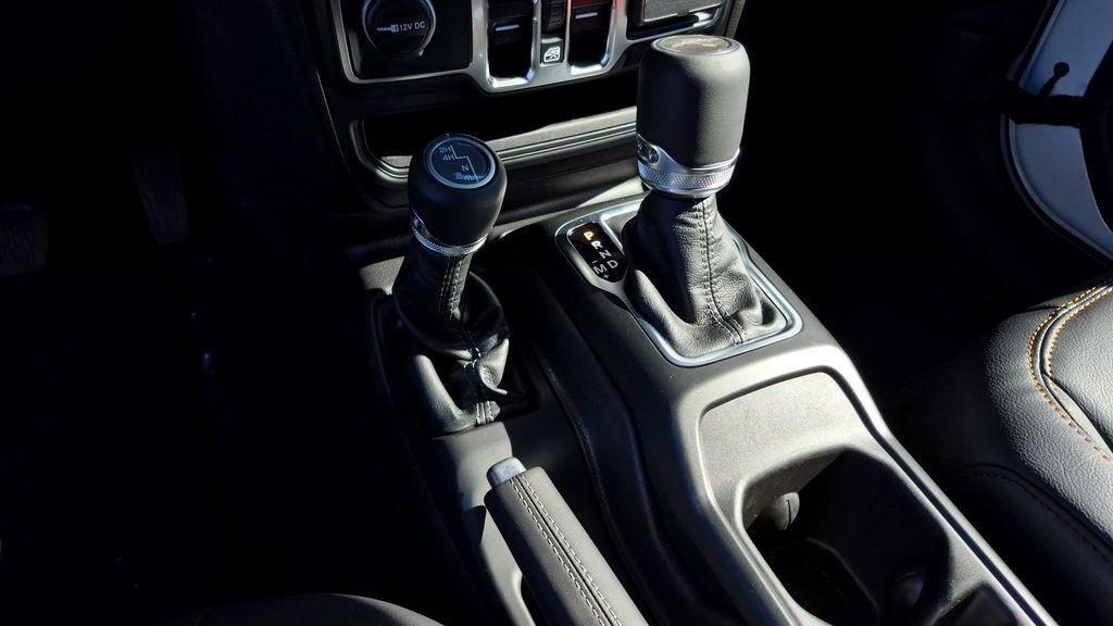 new 2026 Jeep Gladiator car, priced at $45,305