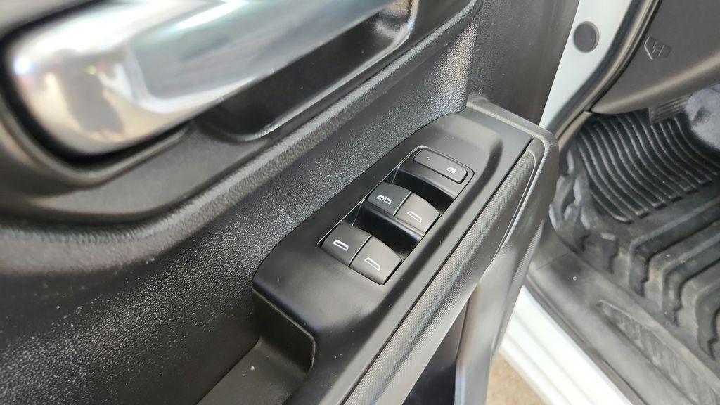 used 2024 Chevrolet Silverado 1500 car, priced at $33,999