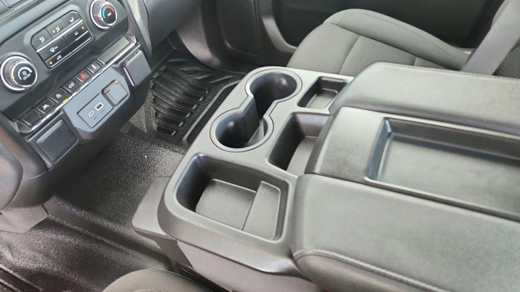 used 2024 Chevrolet Silverado 1500 car, priced at $33,999